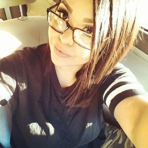 Meet your Posher, Salena